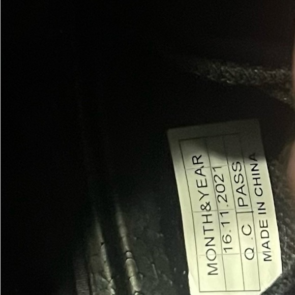 🦂 Scorpion EXO-R1 Air Juice Helmet - Picture 12 of 16